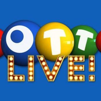 Undian lotre langsung ditayangkan di televisi untuk mendorong pembelian lotere.