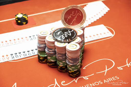 Madero Poker Bounty atau Madero Cashout: Mana yang Anda mainkan?